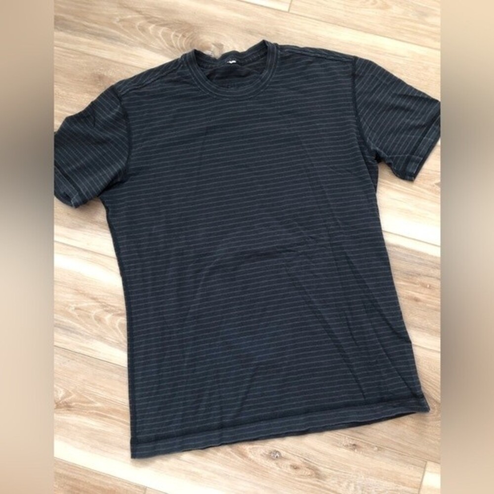 Lululemon Basic Tee M Unisex
